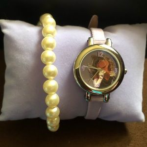 Limited edition miss piggy fossil watch. RARE!